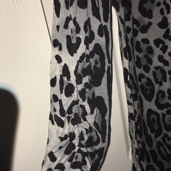 Gave Elements Gray Leopard Print Tunic - Picture 4 of 4